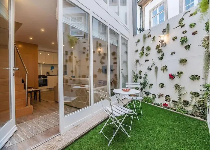 Nemo House Виана-ду-Каштелу